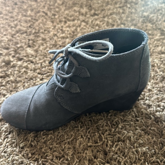Toms Wedge Booty - Picture 2 of 3